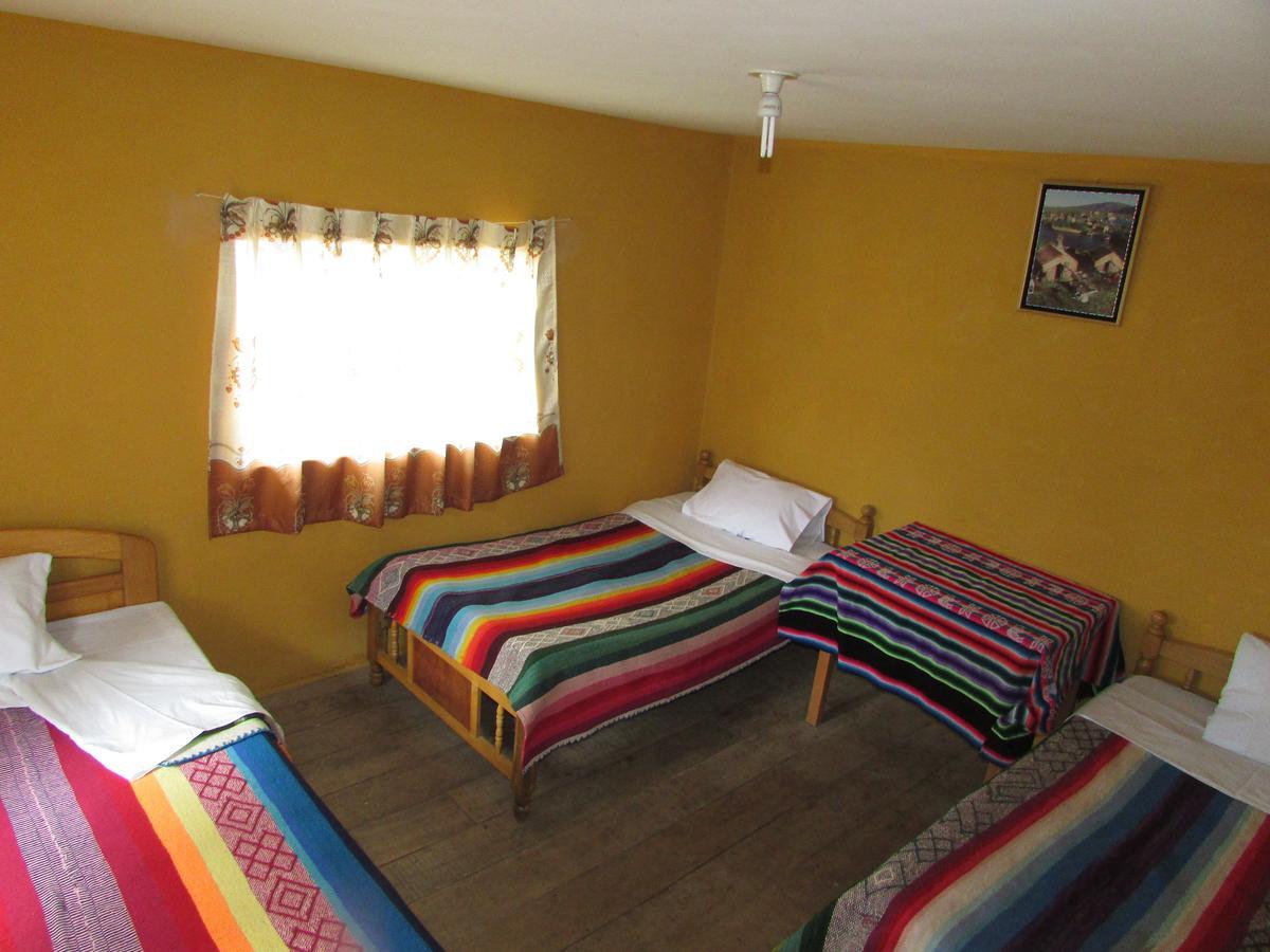 Titicaca Chaska Wasi Amantani Guest House Isla Amantani Bagian luar foto