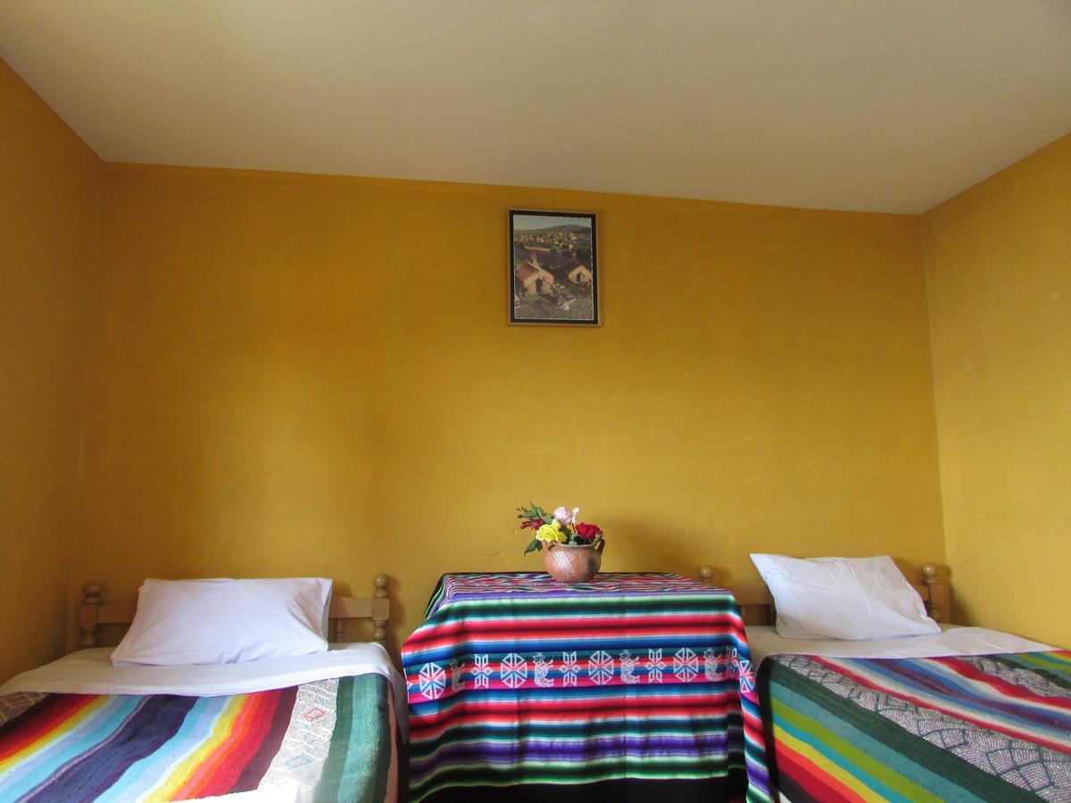 Titicaca Chaska Wasi Amantani Guest House Isla Amantani Bagian luar foto